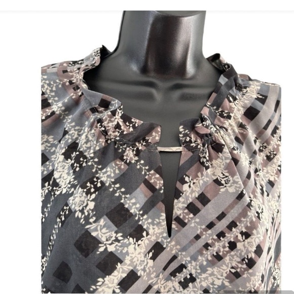 Cabi Trellis Blouse Size M - Picture 4 of 8